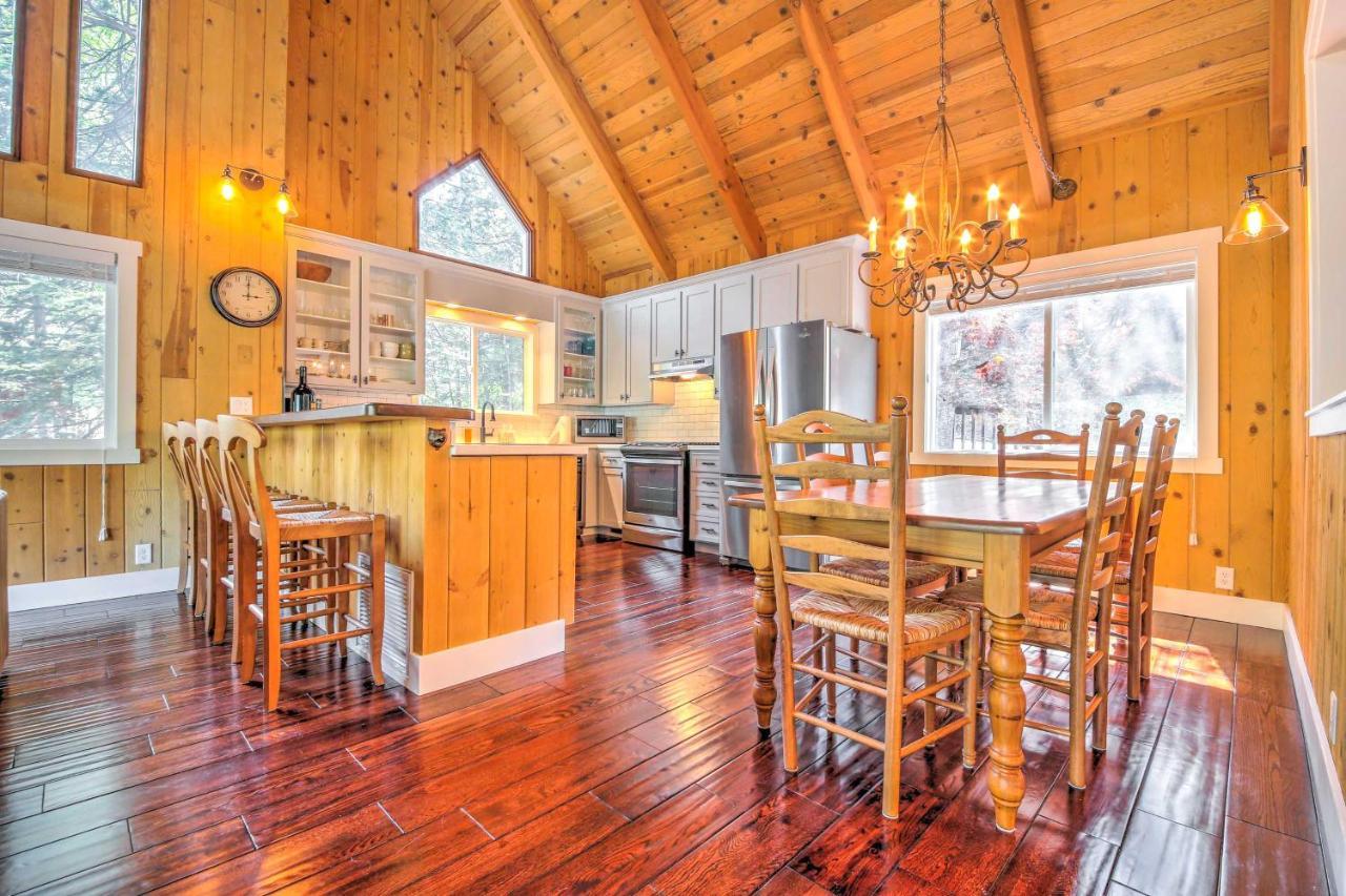 Gorgeous Lake Arrowhead Retreat Game Room And Deck Exterior foto