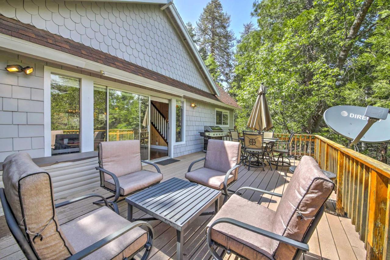 Gorgeous Lake Arrowhead Retreat Game Room And Deck Exterior foto